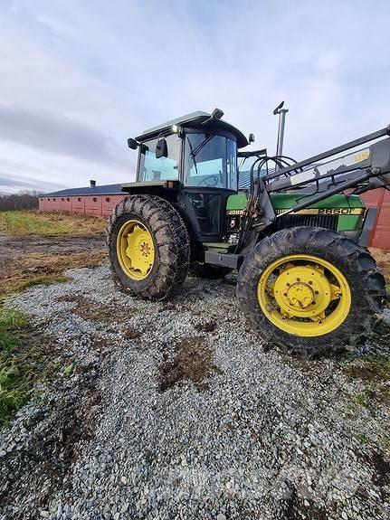 John Deere 2850 Traktory