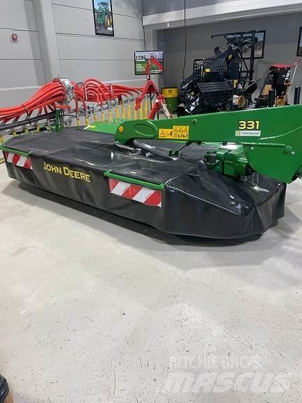 John Deere 331C Žací stroje