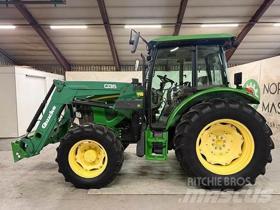 John Deere 5820 Traktory