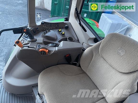 John Deere 6120M Traktory