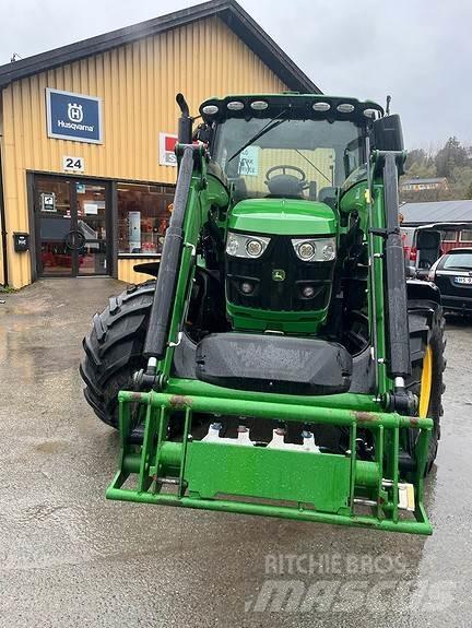John Deere 6130R Traktory