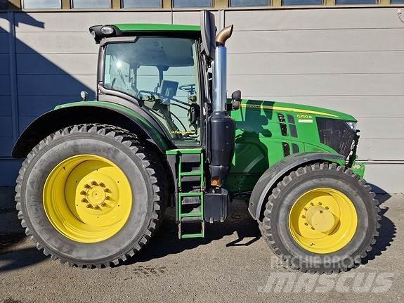 John Deere 6250R Traktory