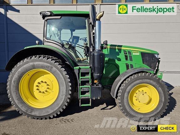 John Deere 6250R Traktory