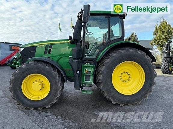 John Deere 6250R Traktory