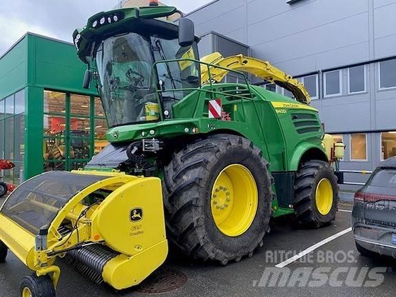 John Deere 8400 Řádkovače
