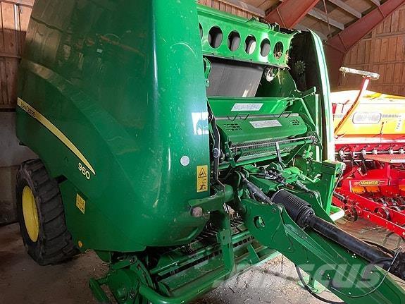 John Deere 960 Lis na válcové balíky