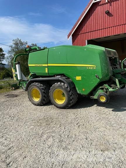 John Deere C441R Stroje na sklizeň pícnin-příslušenství