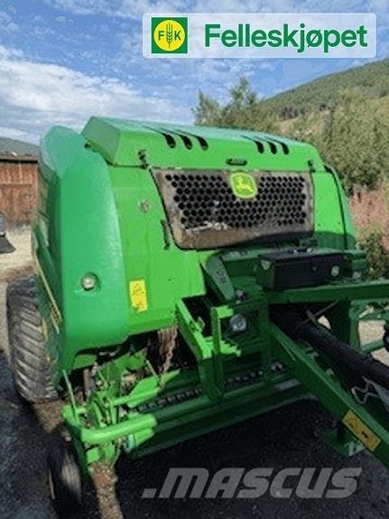 John Deere F440R Lis na válcové balíky
