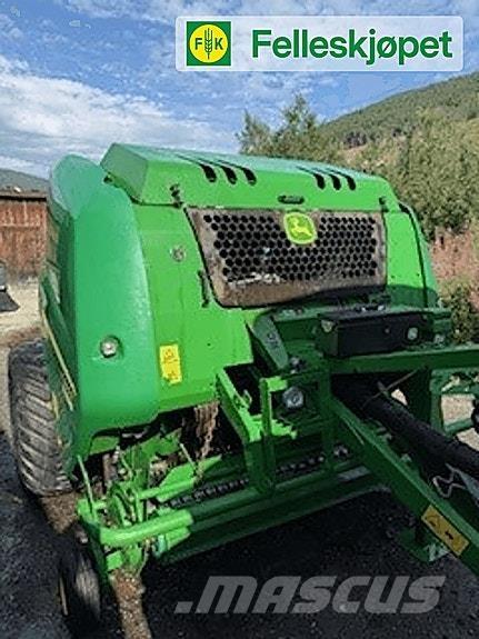 John Deere F440R Lis na válcové balíky