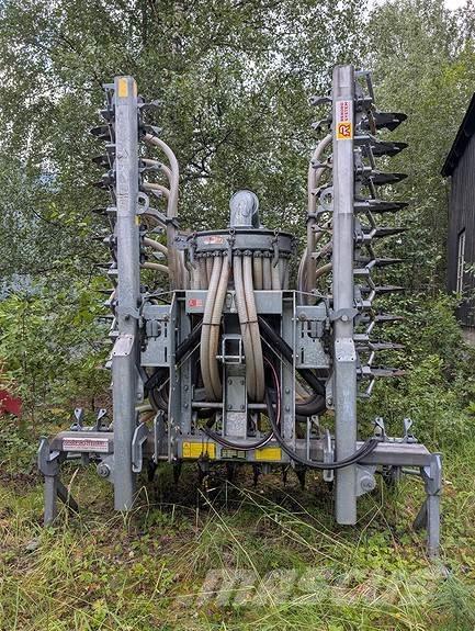 Joskin  Rozmetadlo minerálních hnojiv