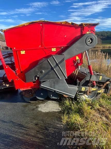 Junkkari 3000 ST Mechanické secí stroje