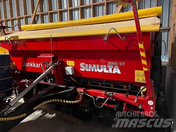 Junkkari ST3000 Rozmetadla chlévské mrvy