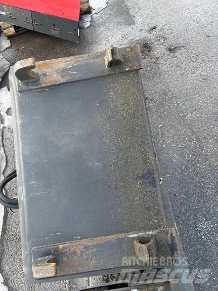Kellfri SP250E Další silniční a sněhové stroje