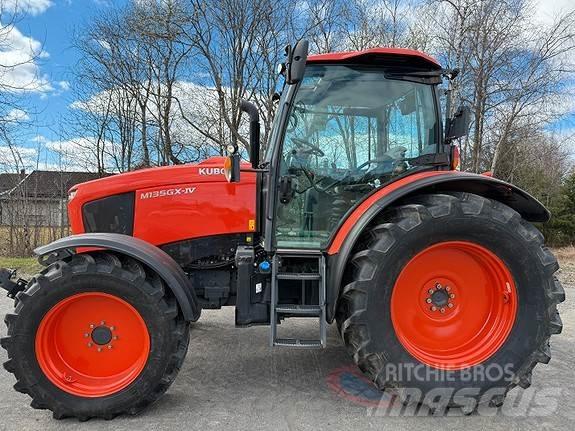 Kubota M135GX-IV Traktory