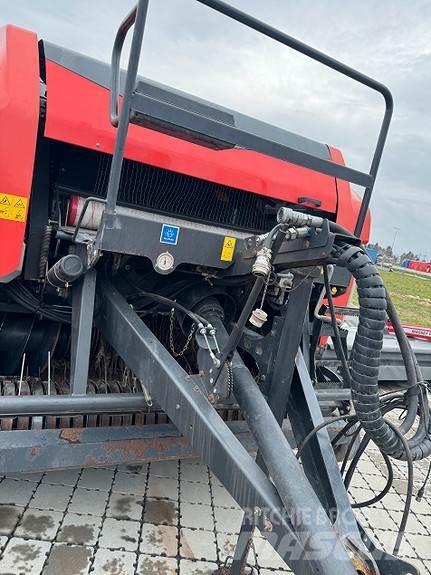 Kuhn FBP 3135 Lis na válcové balíky