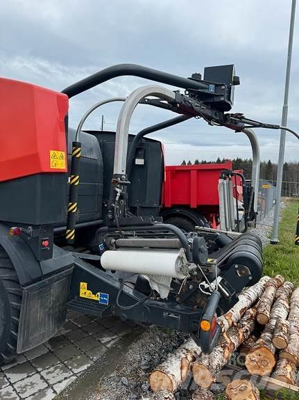 Kuhn FBP 3135 Lis na válcové balíky