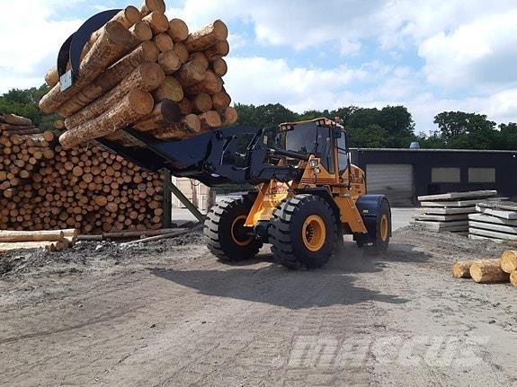 Ljungby  Kolové nakladače