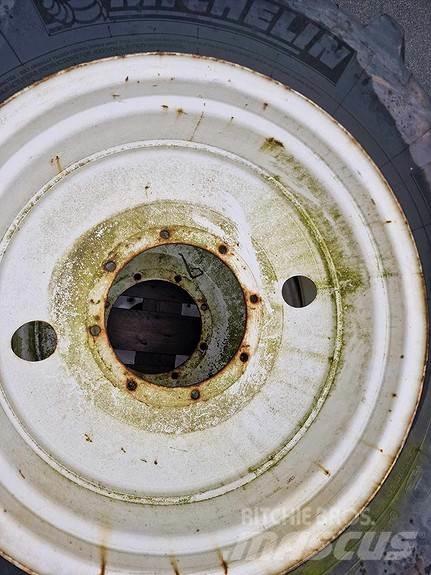 Michelin Multibib Pneumatiky, kola a ráfky
