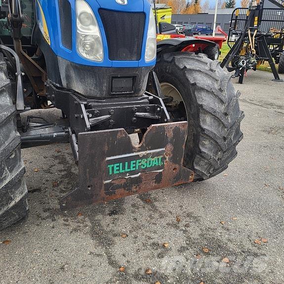 New Holland T6040 Traktory