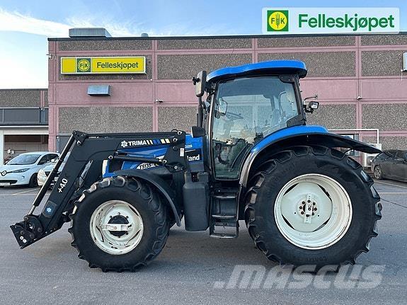 New Holland TS135A Traktory
