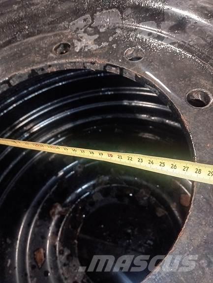 Nokian  Pneumatiky, kola a ráfky