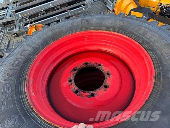 Nokian TRI 2 Další silniční a sněhové stroje