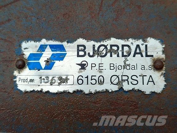  Perma SMA1100 Rozmetadlo minerálních hnojiv