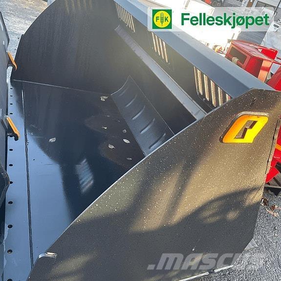 Quicke 240VL+ Další silniční a sněhové stroje