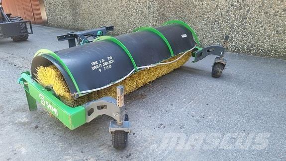 Sami HW-2700-SMS Další silniční a sněhové stroje