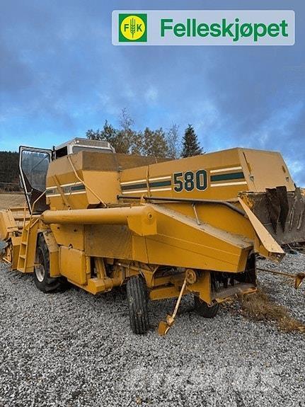 Sampo-Rosenlew 580 Sklízecí mlátičky