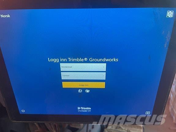 Sandvik DC 410 RI Povrchové vrtací stroje