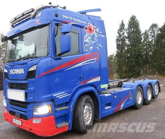 Scania R500 8x4*4 Lanový nosič kontejnerů