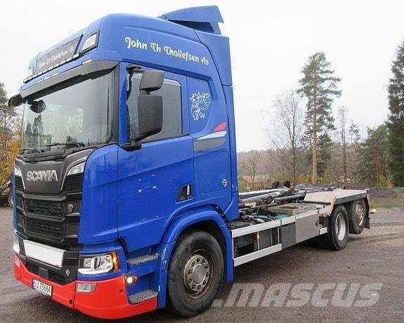 Scania R520 6x2*4 Lanový nosič kontejnerů