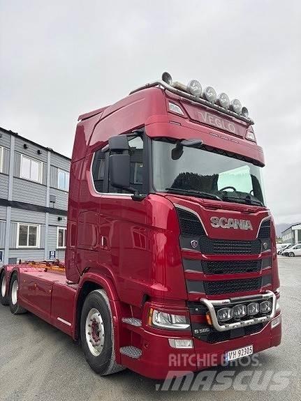Scania S 580 Lanový nosič kontejnerů