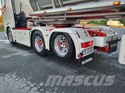 Scania S650A6X2NB Tahače