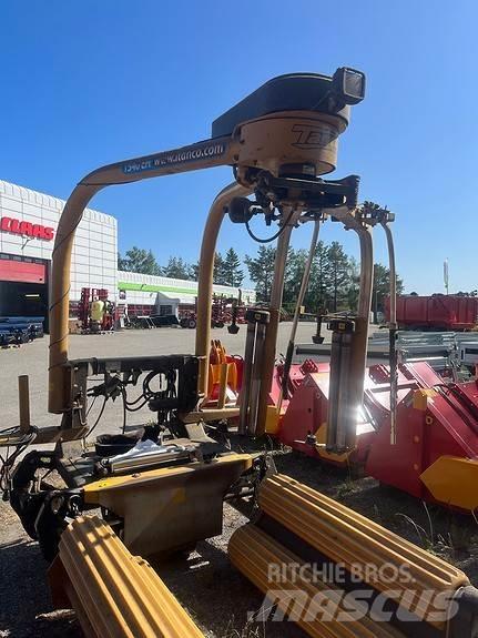 Tanco 1540E Twin Lis na válcové balíky