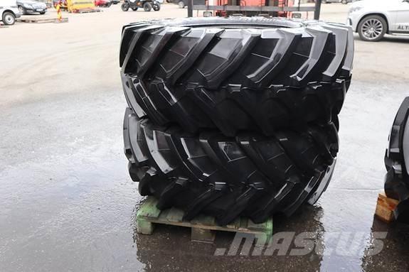 Trelleborg TM800 Pneumatiky, kola a ráfky