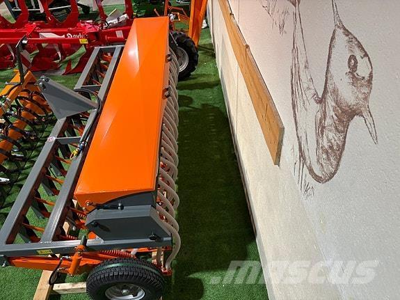 Underhaug UM7950 Mechanické secí stroje