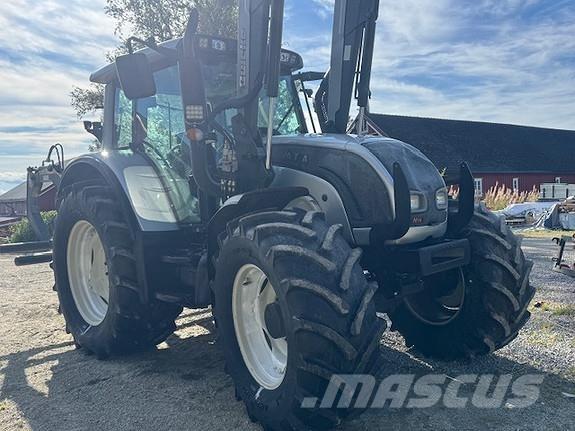 Valtra 142 Direct Traktory