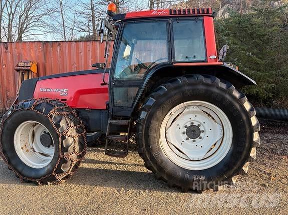 Valtra 6850 Traktory