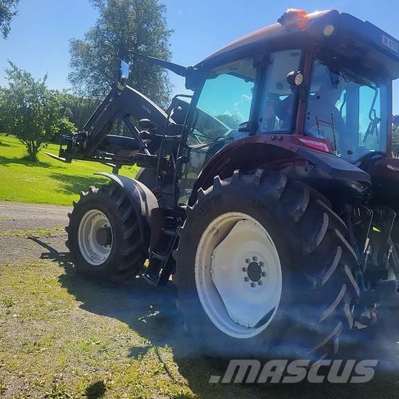 Valtra A 104 h4 Traktory