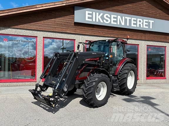 Valtra A114 Traktory