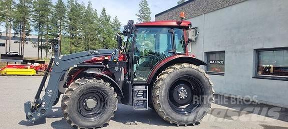 Valtra A114 Traktory