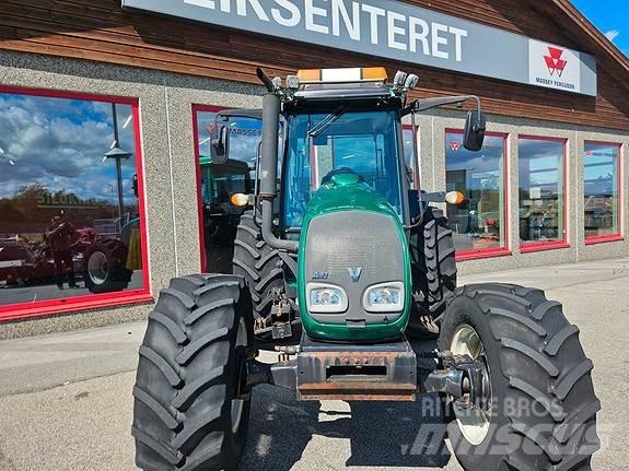 Valtra A92 Traktory