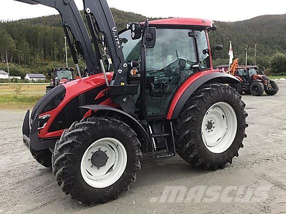 Valtra A95 Traktory