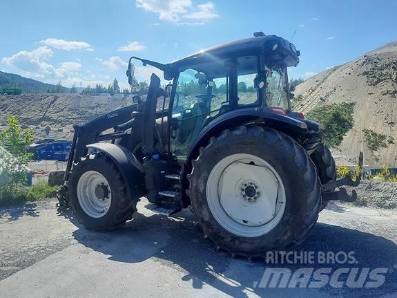 Valtra G105 Traktory