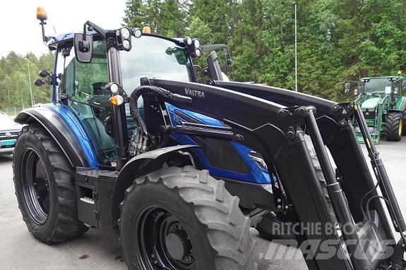 Valtra G125 Aktive Traktory