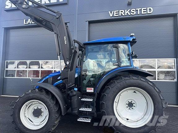 Valtra G135 Activ Traktory