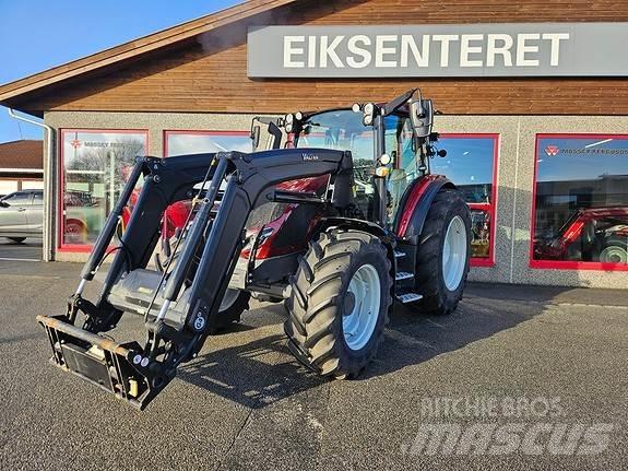 Valtra G135 Active Traktory