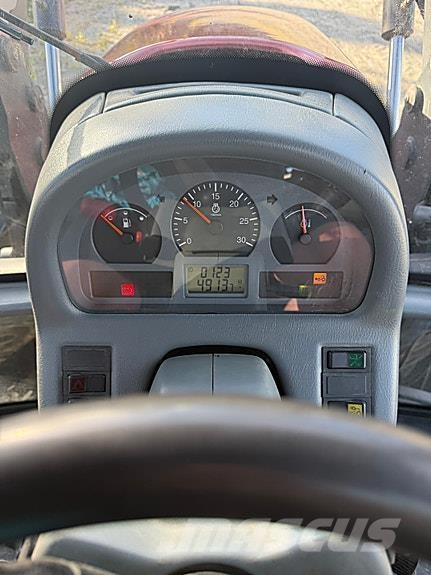 Valtra M150 Traktory